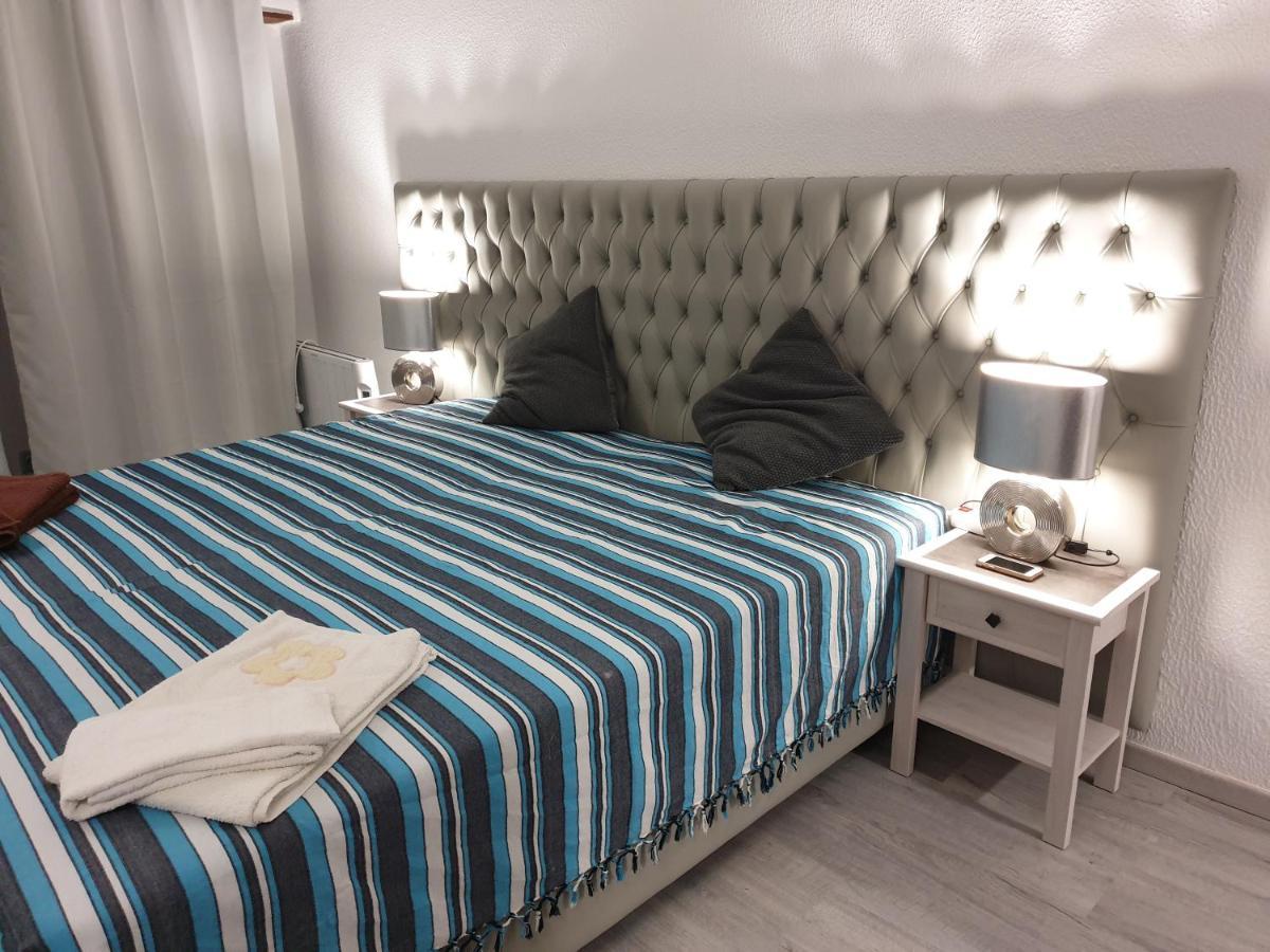 Apartment Qiu กอสตา ดา กาปาริกา ภายนอก รูปภาพ